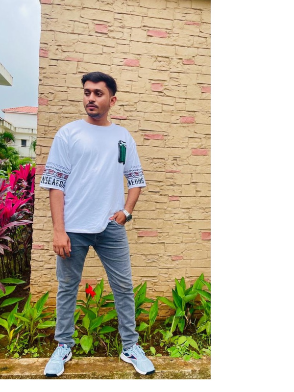 LUCKY SHUKLA profile photo