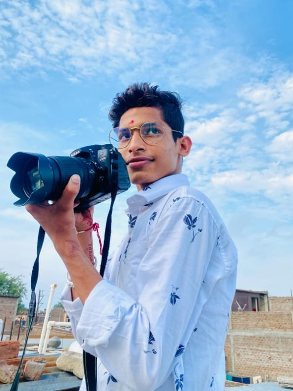 CHETAN SHARMA profile photo
