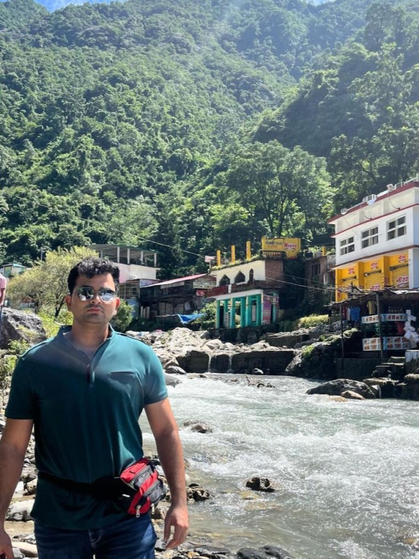 Dr Aditya Pathak profile photo