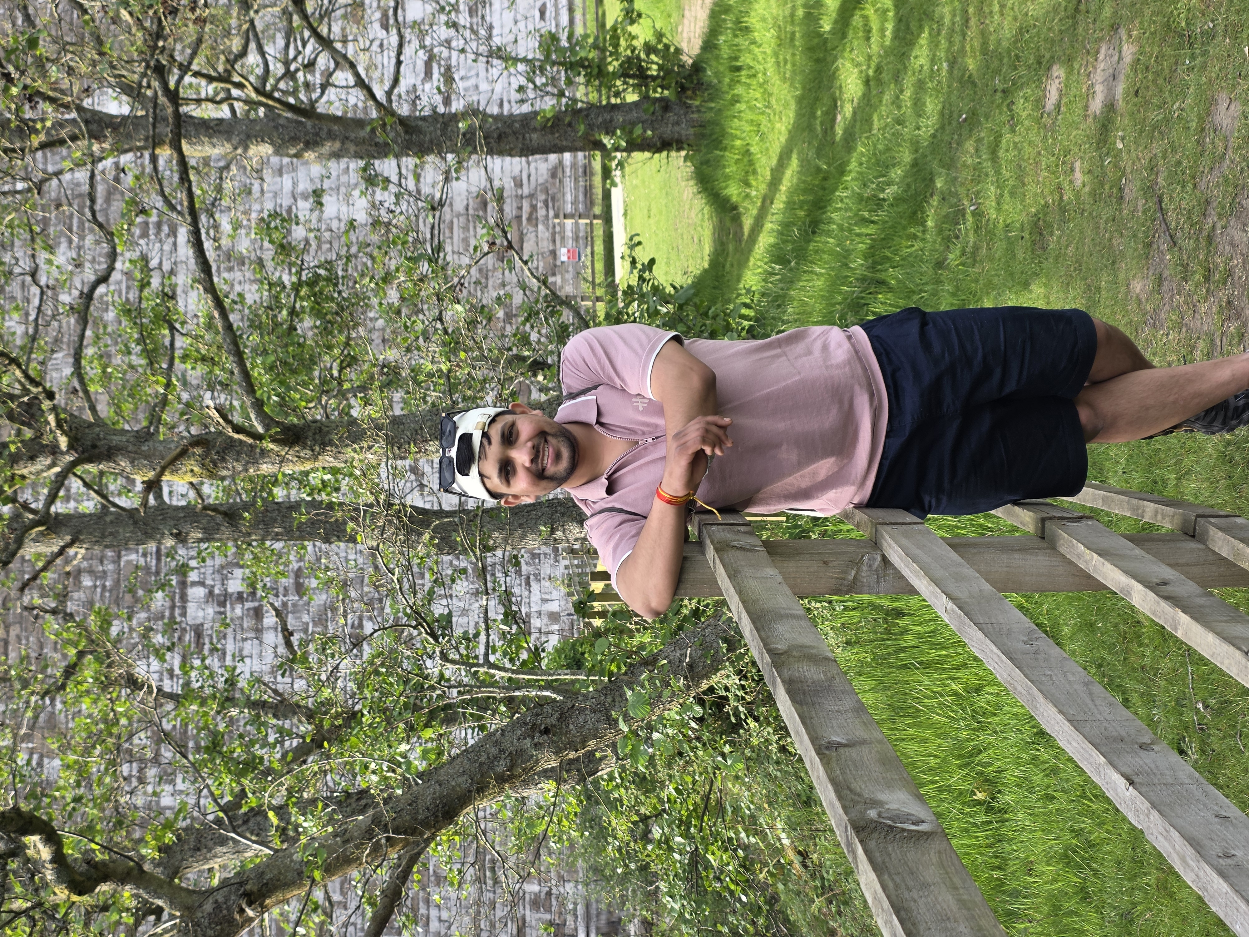 Adarsh Tiwari profile photo