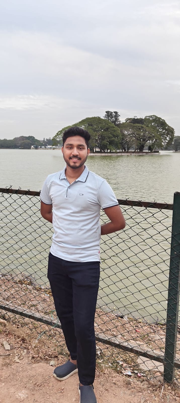 Vedant Dubey profile photo